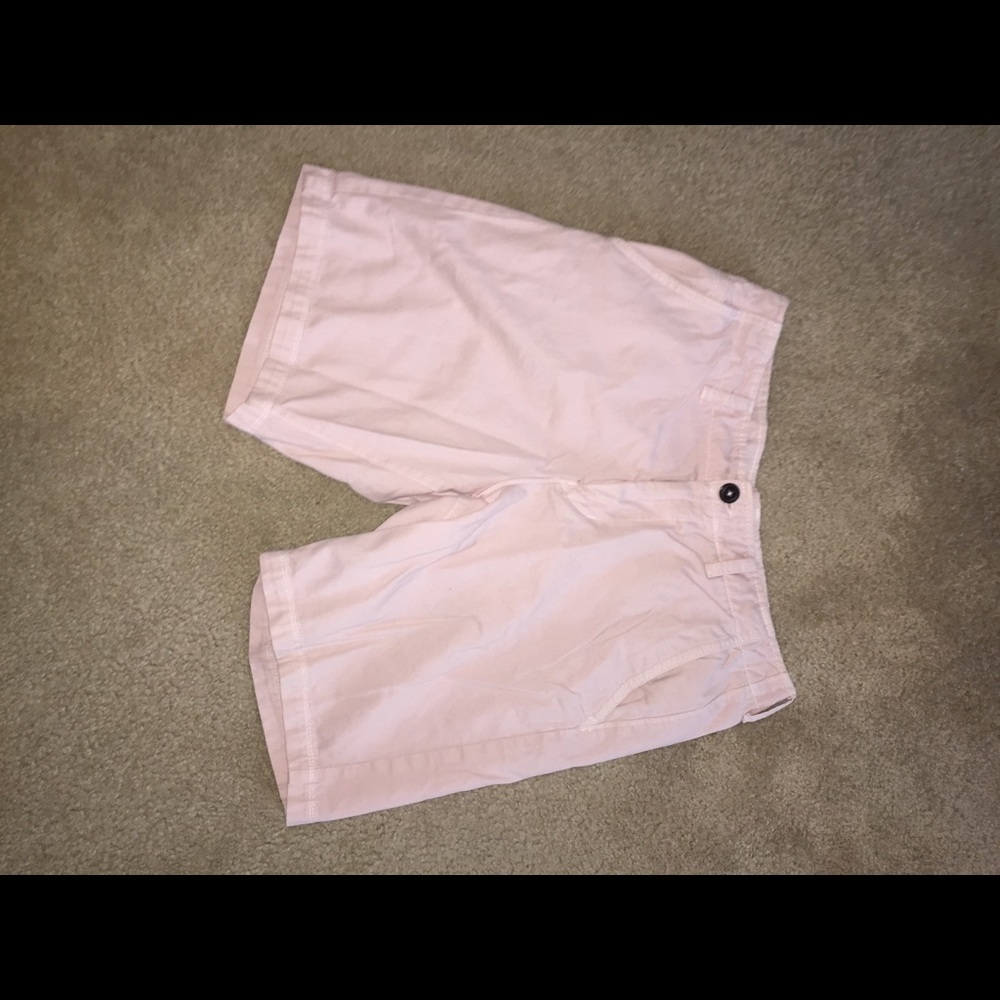 Men's light pink American Eagle Shorts!